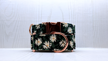 Load image into Gallery viewer, Aster Floral Collar